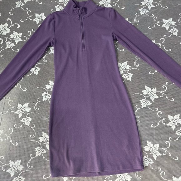 Sunday Best Half-Zip Long Sleeve Mockneck Midi Dress - Picture 3 of 6